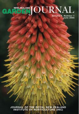 Front Cover: The South African giant poker lily, Kniphofia northiae, growing in the Savanna bed of the Dunedin Botanic Garden. Image courtesy Dunedin Botanic Garden.
