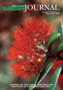 Front Cover: Pohutukawa (Metrosideros excelsa) flowers, Orokawa Bay, New Zealand. Image: Neil Fitzgerald (www.neilfitzgeraldphoto.co.nz).